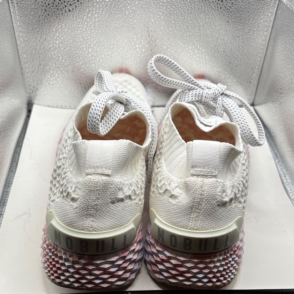 Pre-owned NOBULL White Sneakers with Pink Accents - Picture 4 of 4